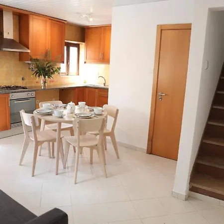 House In The Historic Area Of Casa vacanze Lourinhã