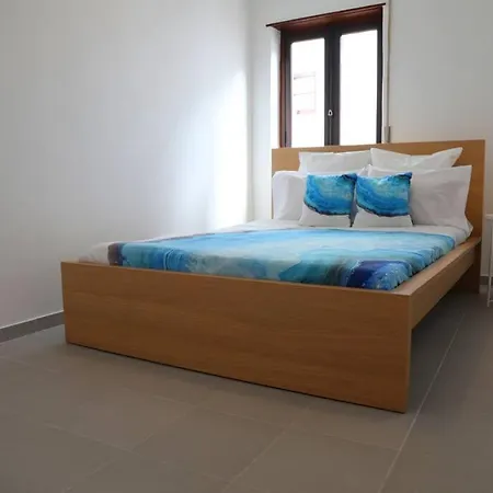 House In The Historic Area Of * Лориньян