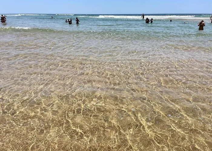 House In The Historic Area Of ロウリニャン
