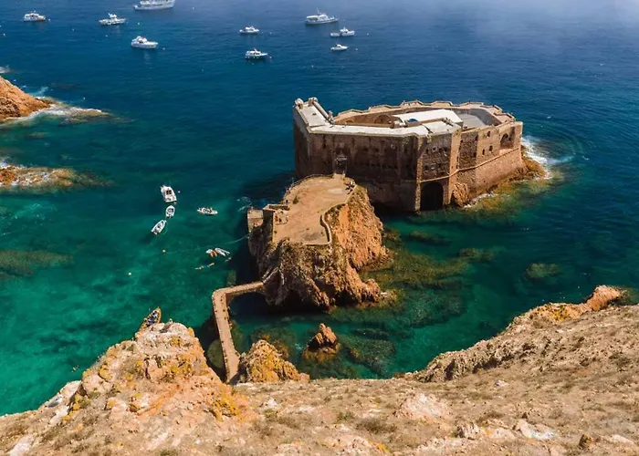 House In The Historic Area Of ロウリニャン